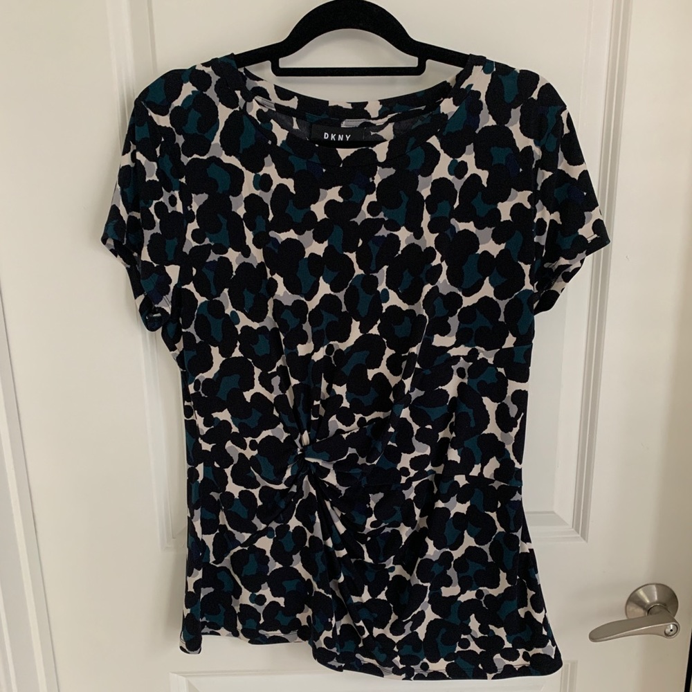 Jersey tee with side knot